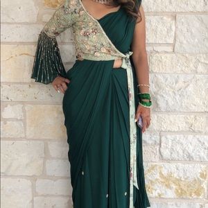 ONE SHOULDER PRE DRAPE SAREE